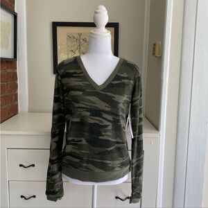 Theo & Spence Leopard Print V-Neck Pajama Top